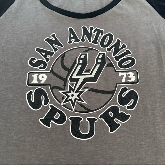 NWT NBA San Antonio Spurs Womens Shirt Size XL Raglan Black Gray White Retro - Picture 3 of 6